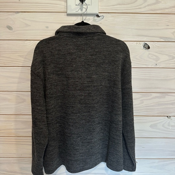 Simply Southern Gray Casual Button Down Shirt Classic Style - Picture 4 of 6